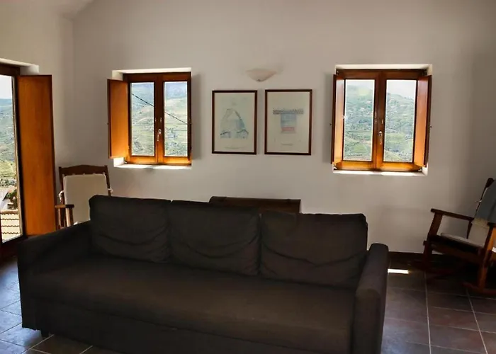 Sobreiro\'S Villa In Douro Valley